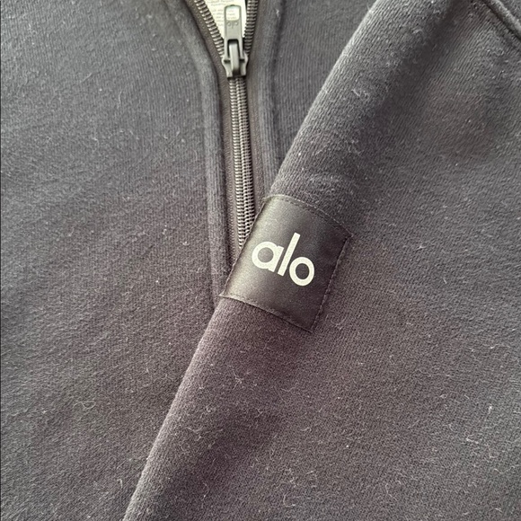 ALO Yoga Black Hooded Sweatshirt with Full Zipper - Picture 3 of 4